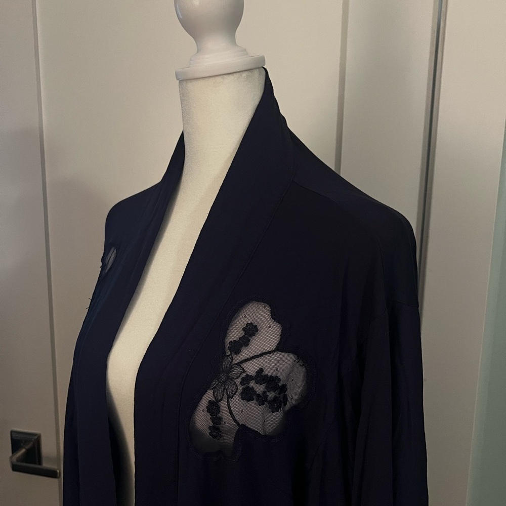 Elegant Plum Kimono with Butterfly Flower Lace Detail Size M/L Savage x Fenty